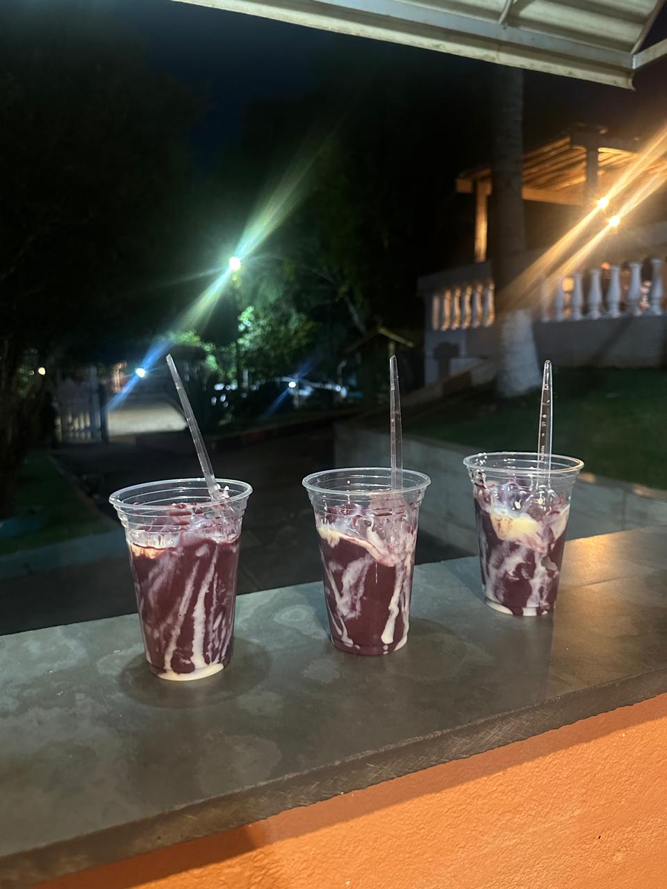 Açaí da casa servido na Pousada Luz da Lua